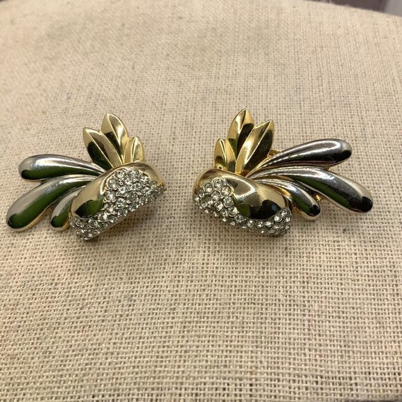 Joan Collins Vintage Silver & Gold tone w/Clear Crystals Clipped Earrings - Picture 2 of 5